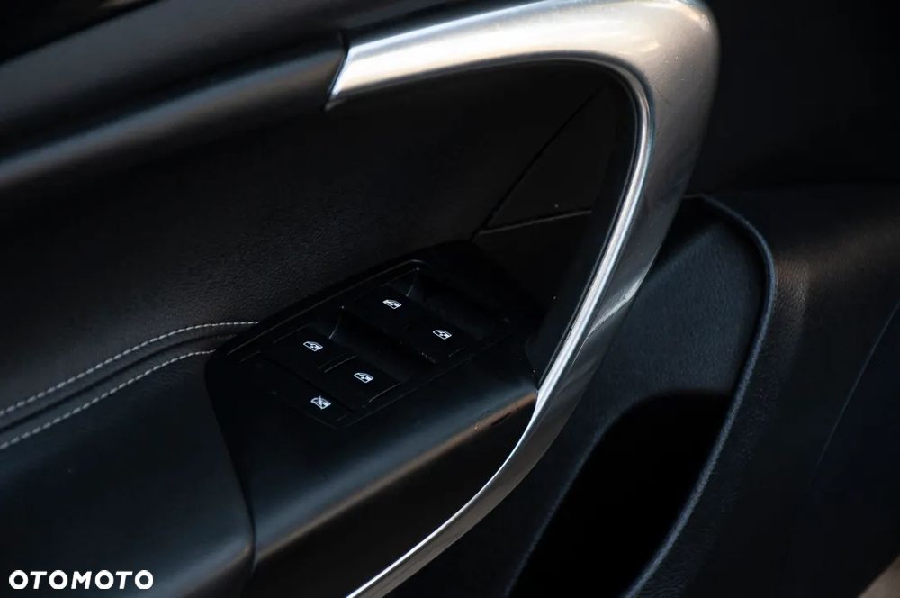 Opel Insignia 2.0 Exclusive - 19