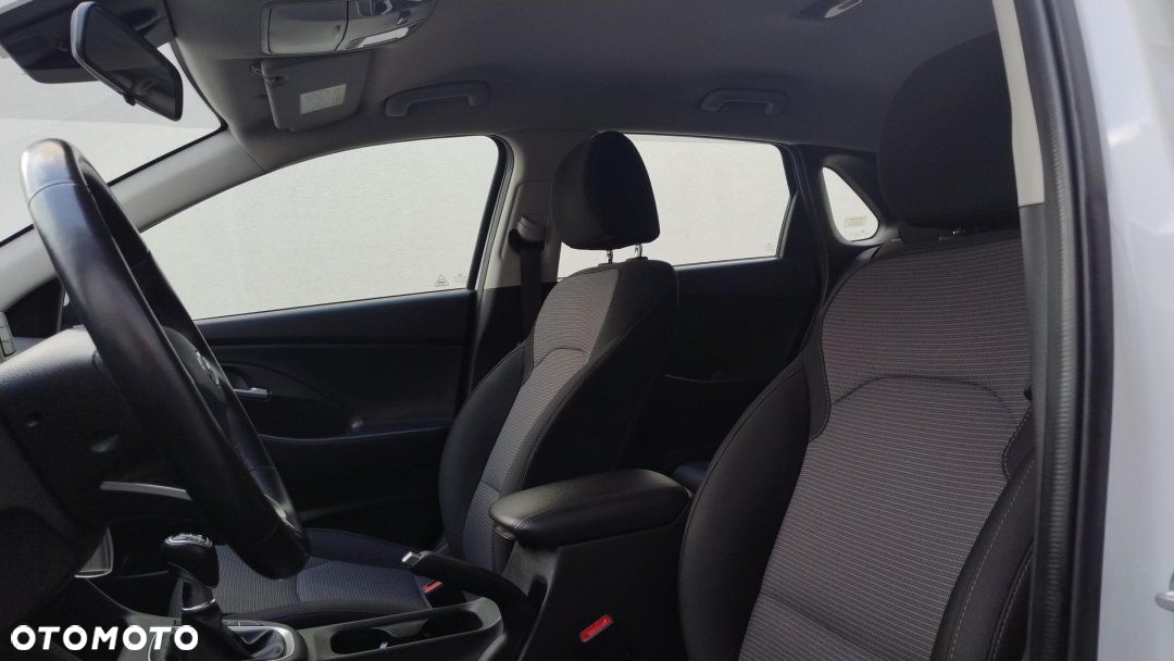 Hyundai i30 - 12