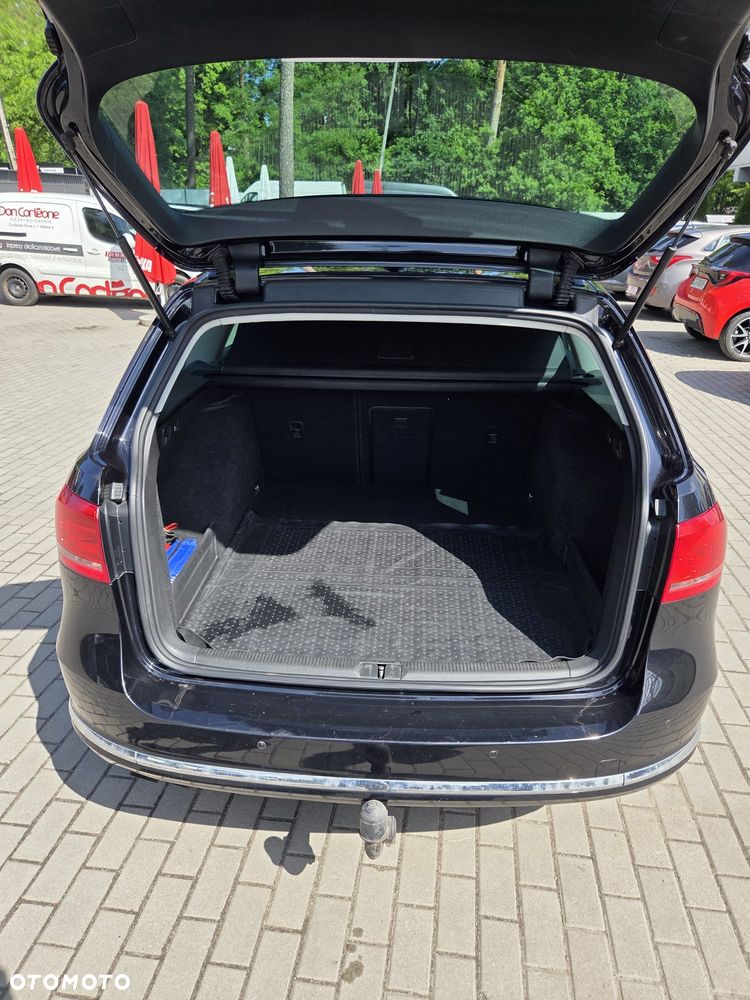 Volkswagen Passat - 9