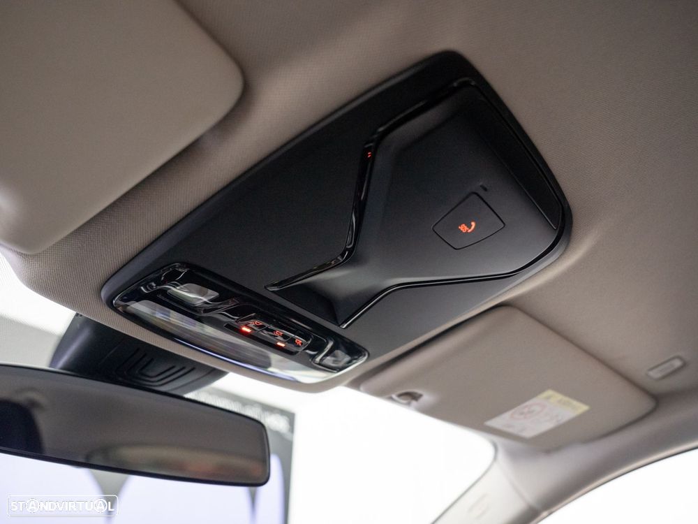 BMW i4 eDrive40 — fotografia 41