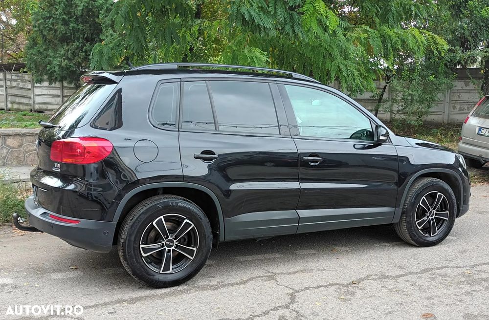 Volkswagen Tiguan - 4
