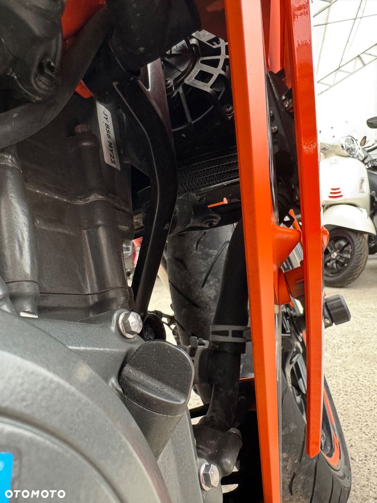 KTM RC 390 - 22
