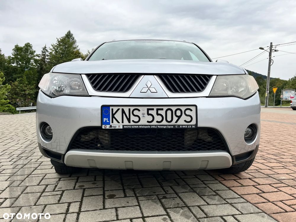 Mitsubishi Outlander 2.0 DID Intense + - 14