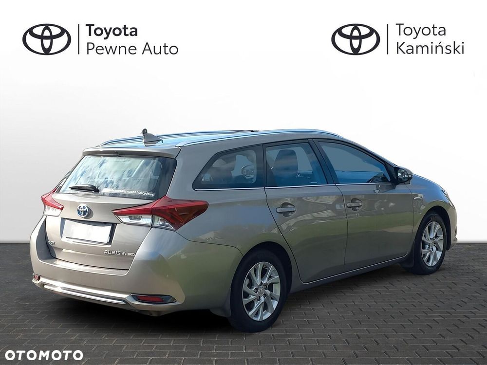 Toyota Auris - 4