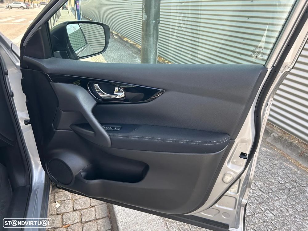 Nissan Qashqai 1.5 dCi N-Connecta - 5