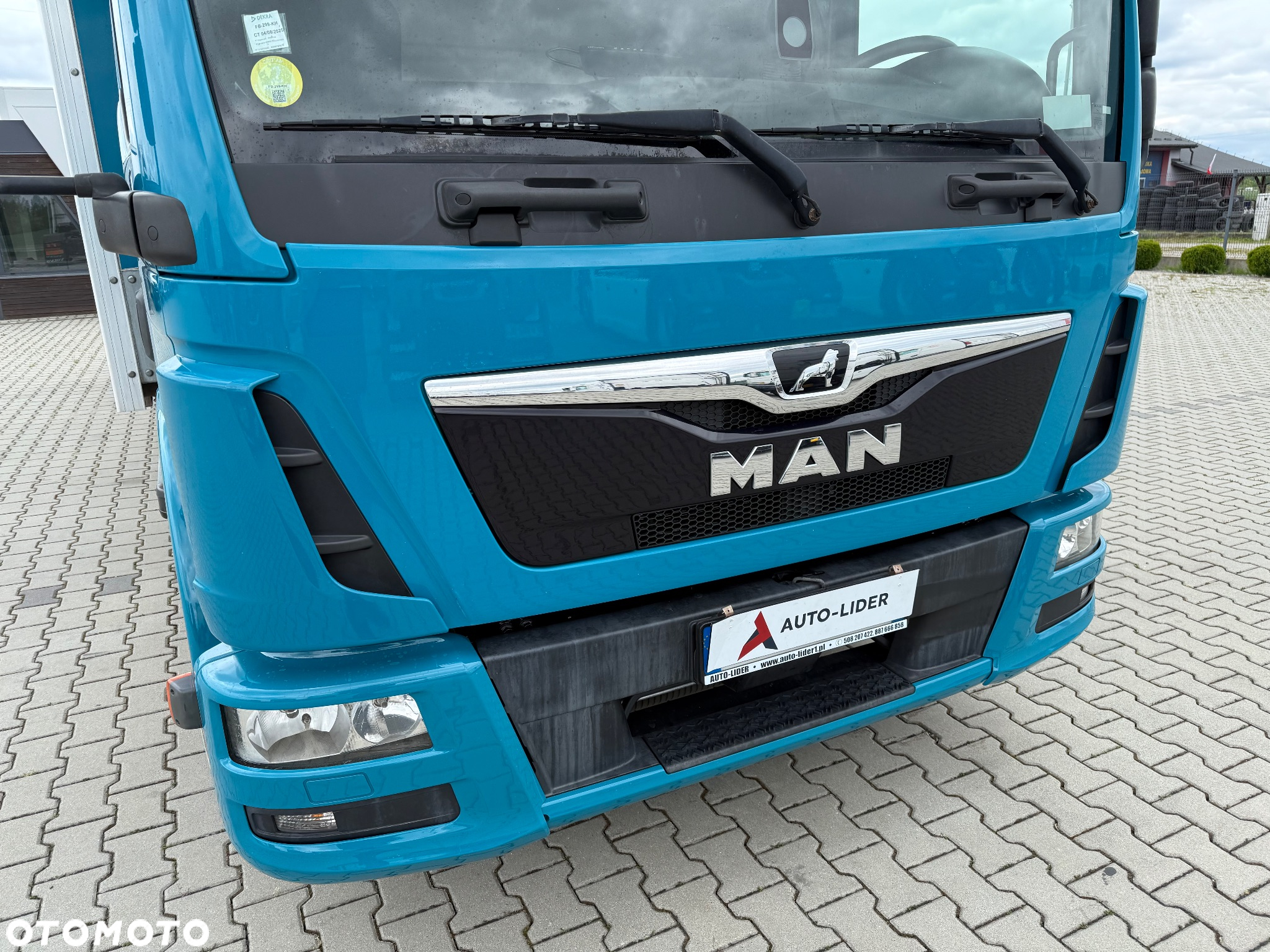 MAN MAN TGL 12.220 / KONTENER + WINDA / 253 000 KM / ROLETA / TYŁ PODUSZKA / Z FRANCJI / STAN BDB / / / - 21