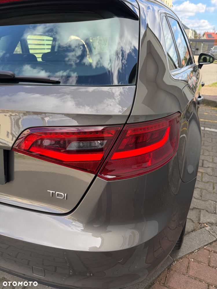 Audi A3 Sportback 2.0 TDI Attraction - 35