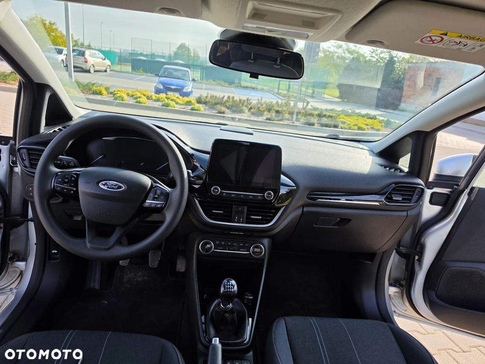 Ford Fiesta - 23