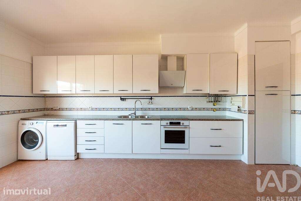 Apartamento T2 em Quinta do Anjo de 114 m2 - Grande imagem: 4/31