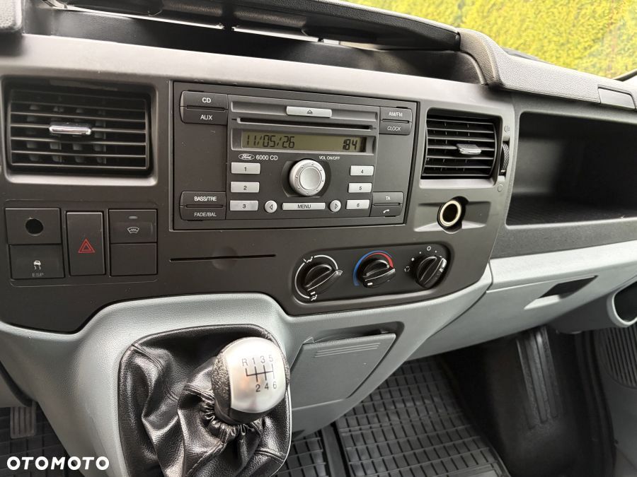 Ford Transit - 23