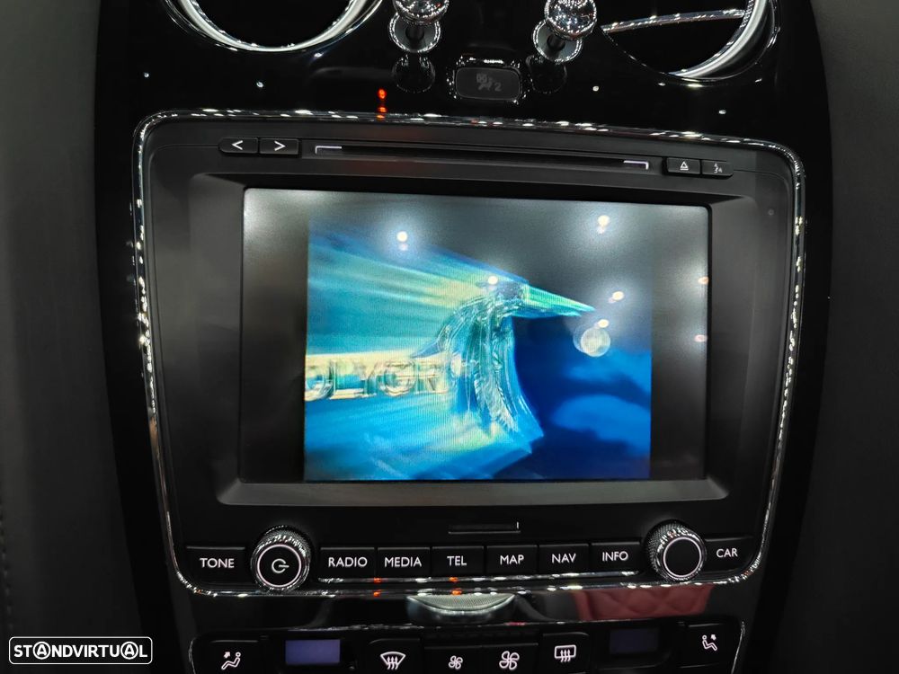 Bentley Continental Cabrio GTC V8 S - 37