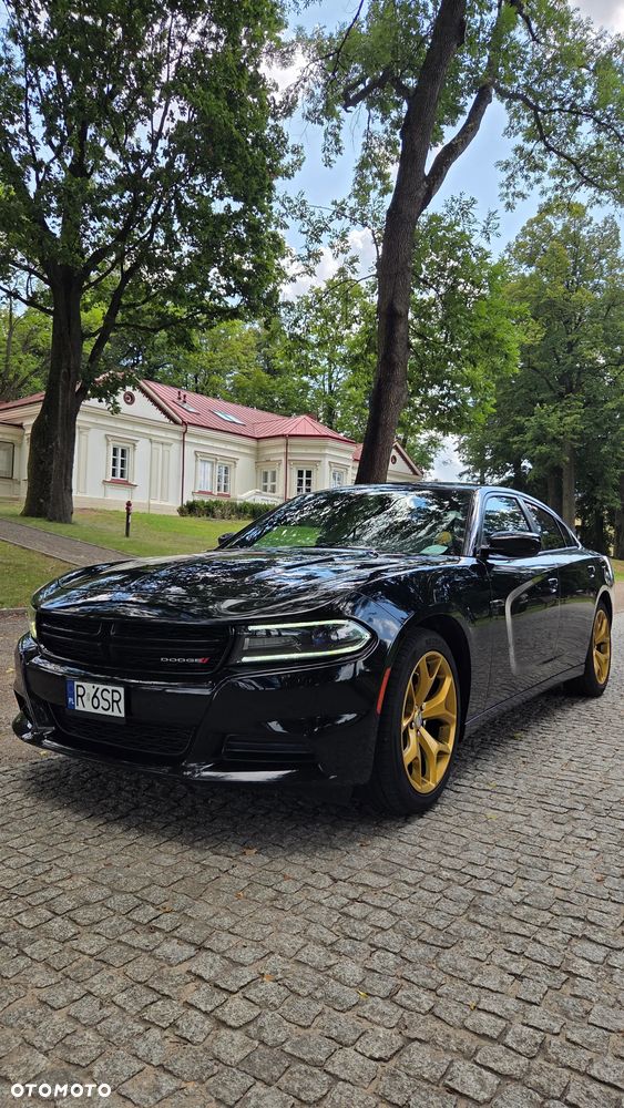 Dodge Charger - 2