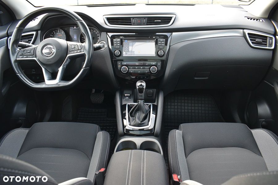 Nissan Qashqai 1.2 DIG-T Xtronic TEKNA+ - 5