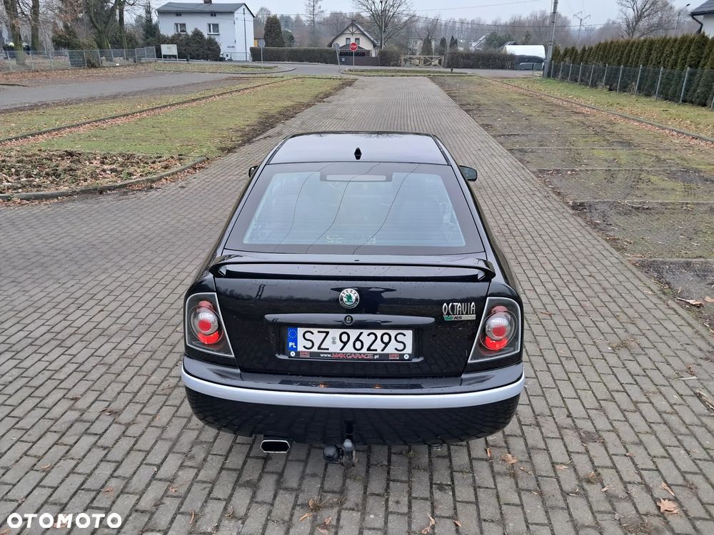 Skoda Octavia 1.8T RS - 19