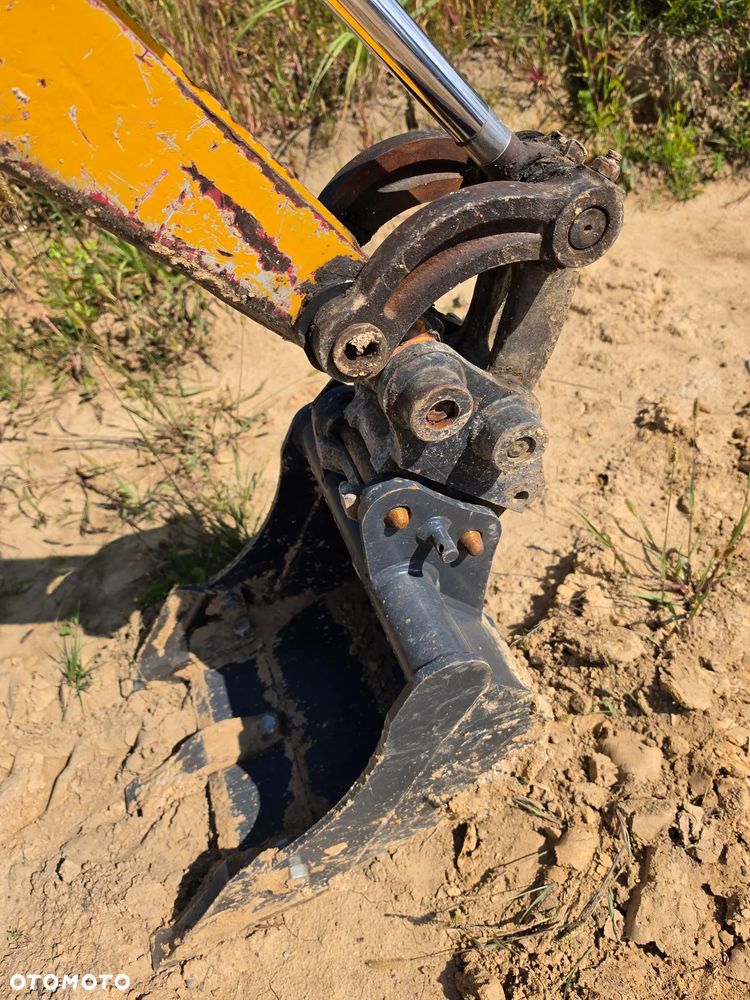 JCB 8014 - 2
