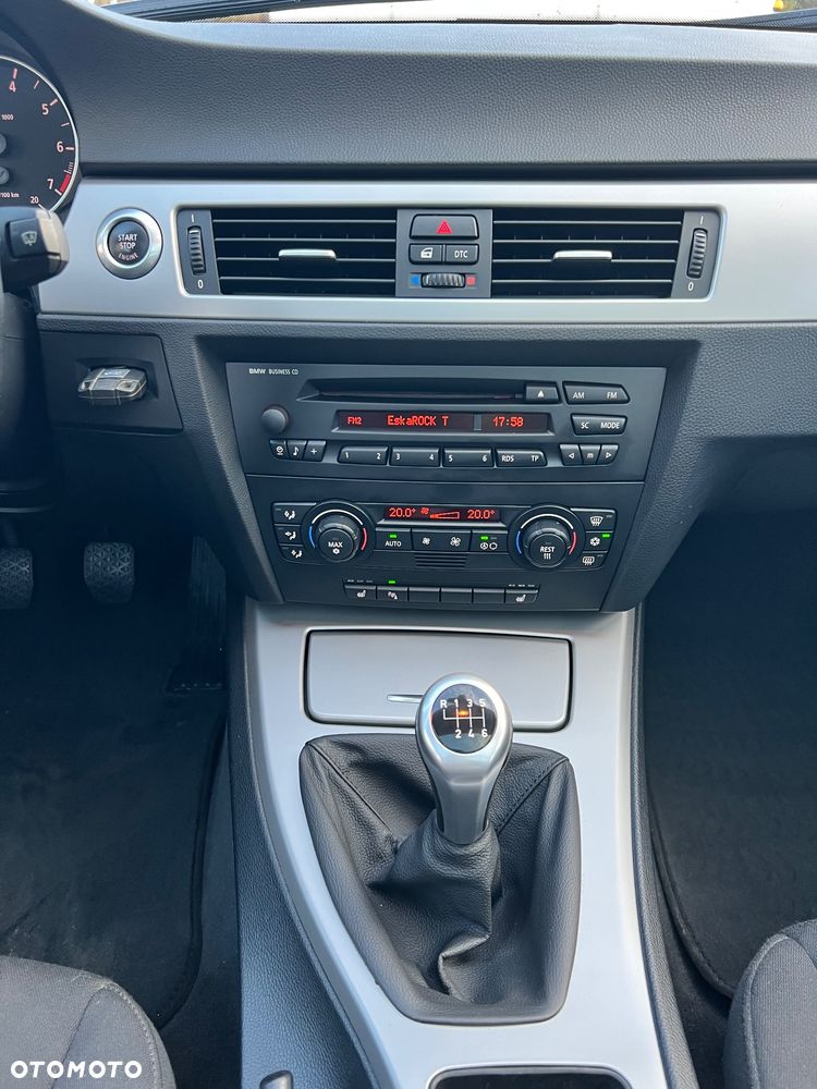 BMW Seria 3 - 15