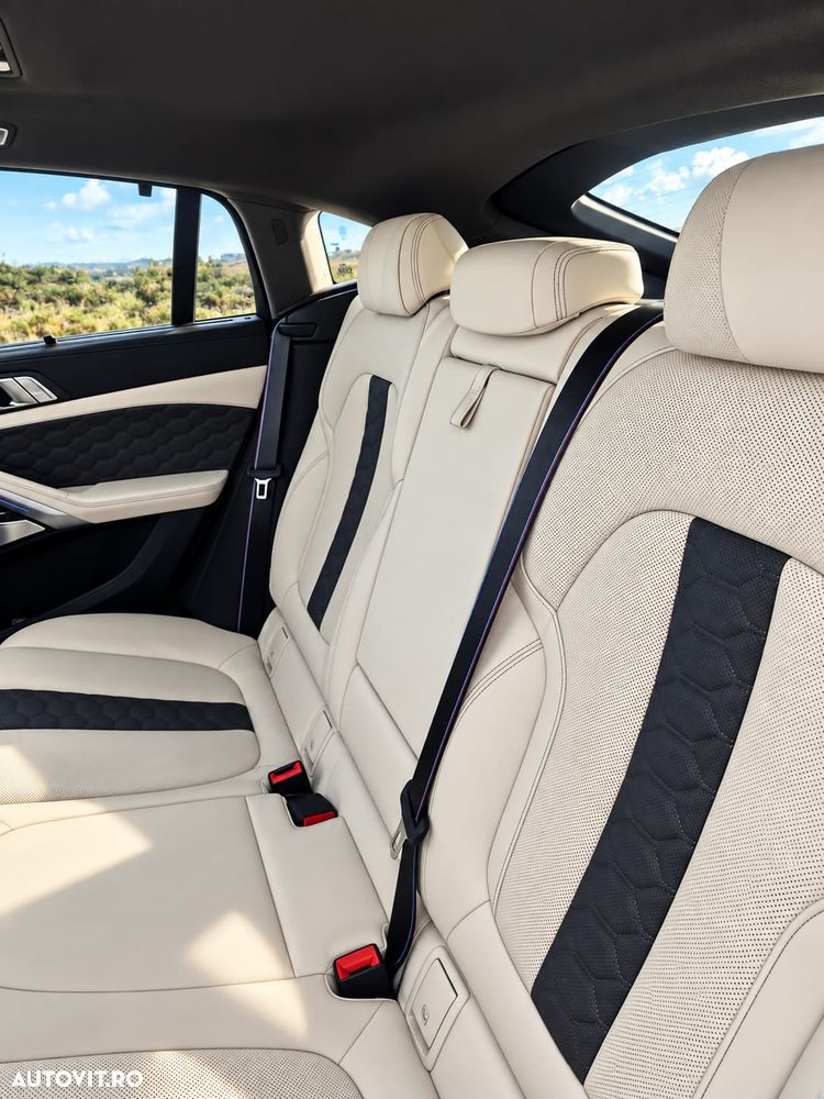BMW X6 M Competition MHEV - 22
