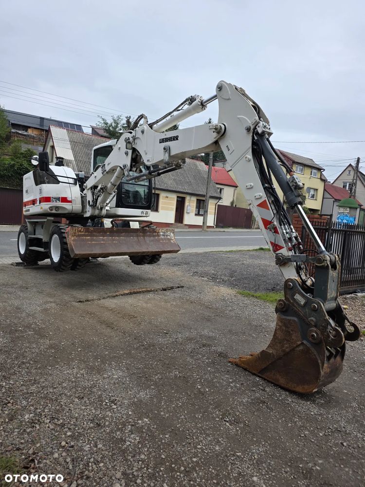 Liebherr 912 Compact - 17