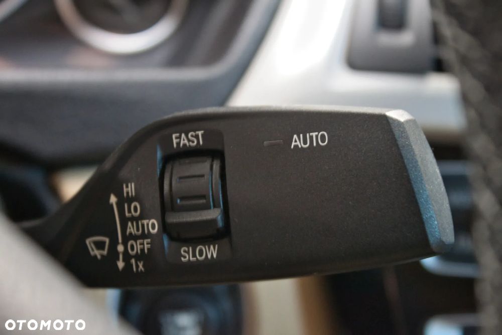 BMW Seria 3 320i xDrive Edition Luxury Line Purity - 23