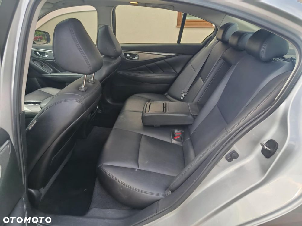 Infiniti Q50 - 21