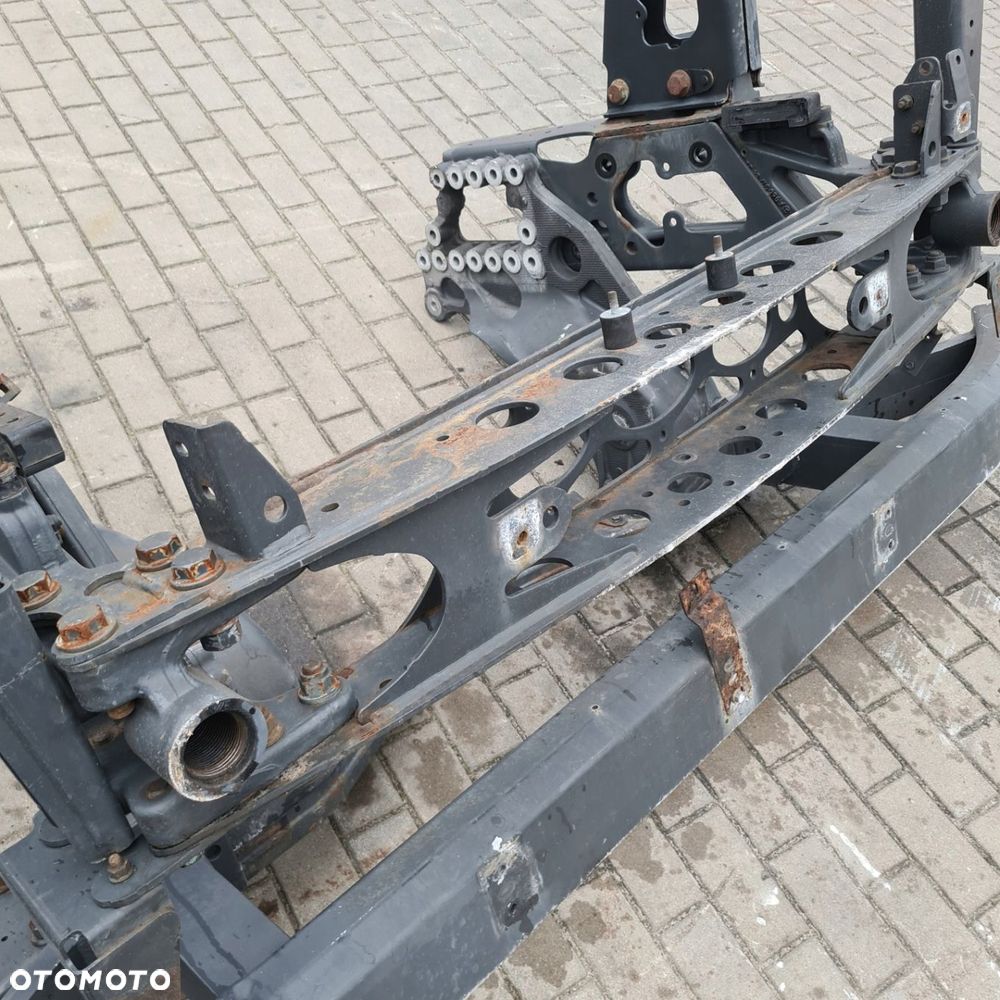 Wzmocnienie ramy kabina Strefa Zgniotu Actros MP 4 - 13