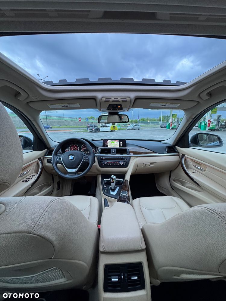 BMW Seria 3 328i xDrive - 21