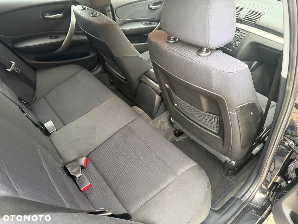 BMW Seria 1 - 15