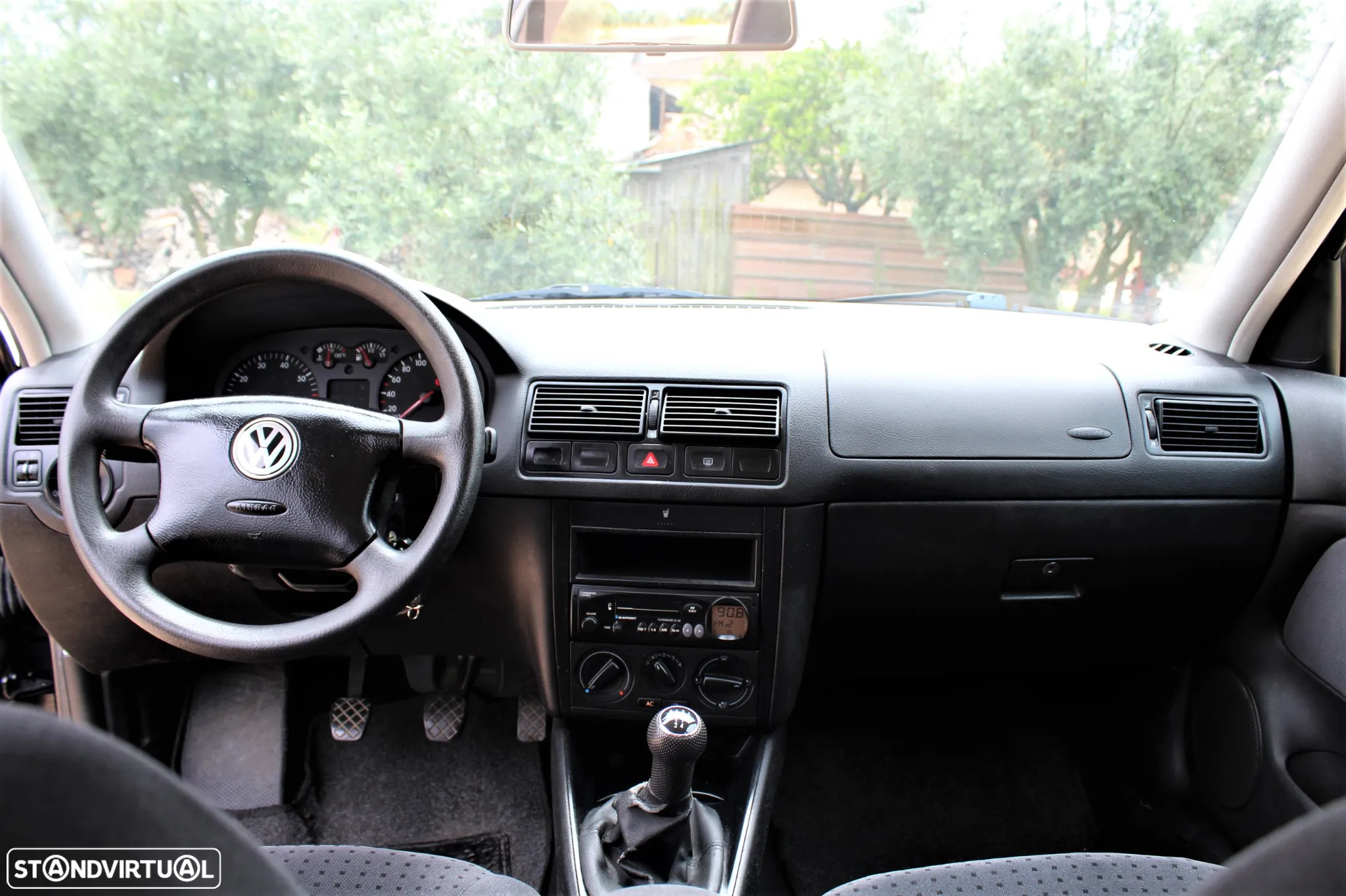 VW Golf 1.4i Confortline AC - 15