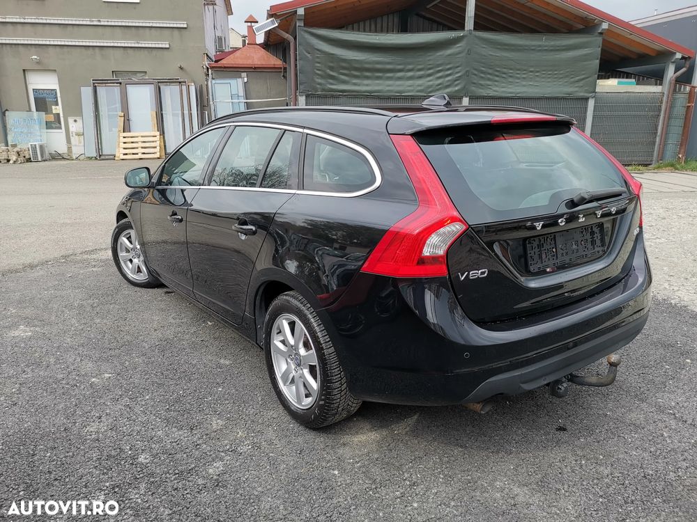 Volvo V60 D4 Start-Stop Momentum - 4