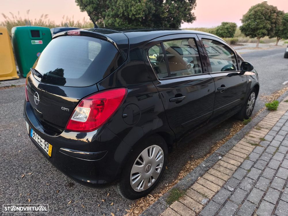 Opel Corsa 1.3 CDTi Enjoy EcoFLEX - 3