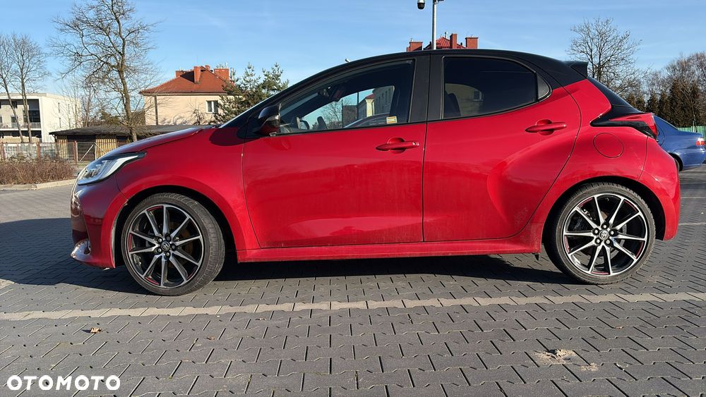 Toyota Yaris Hybrid 1.5 GR Sport - 6