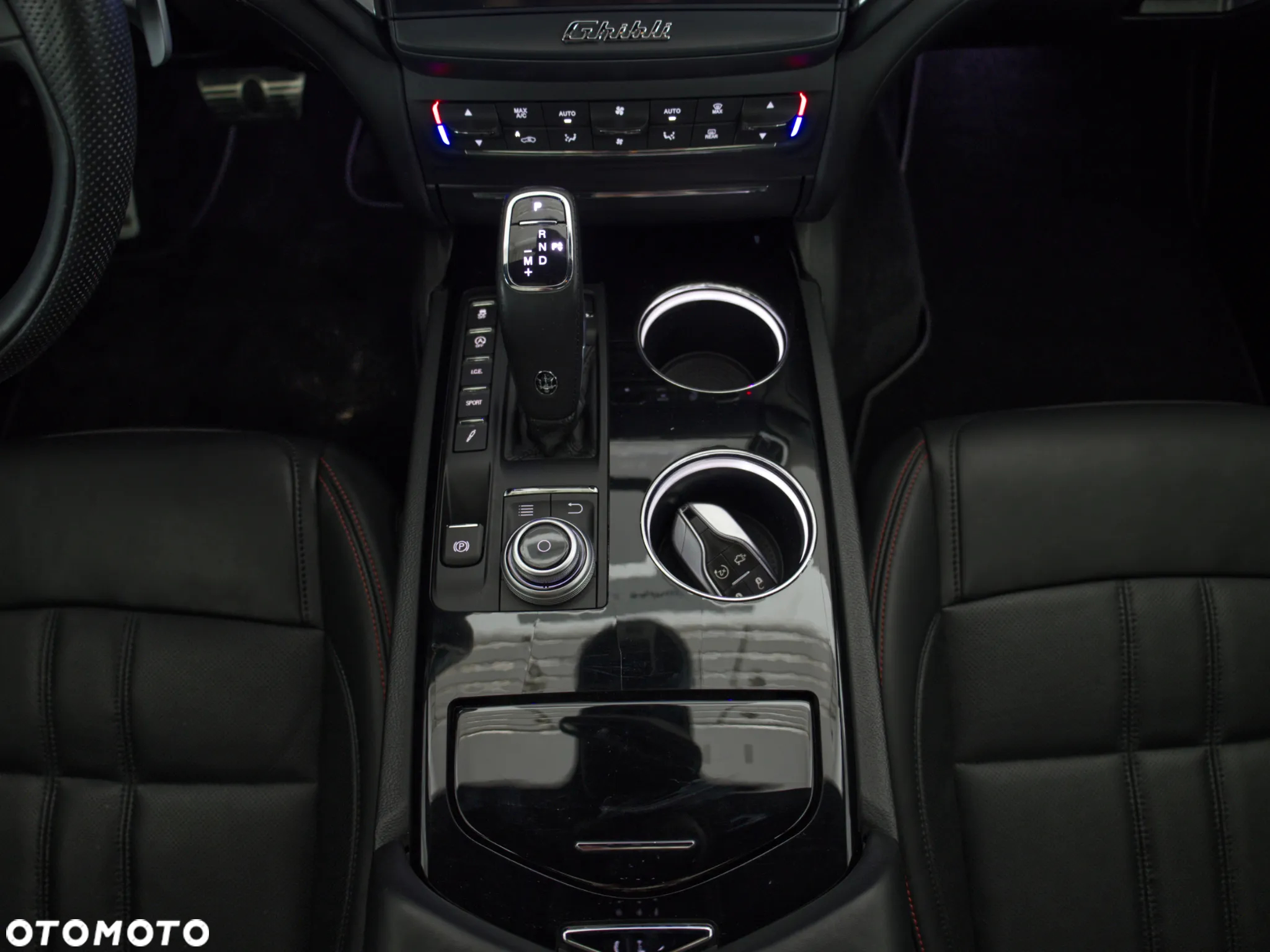Maserati Ghibli S Q4 GranSport - 19