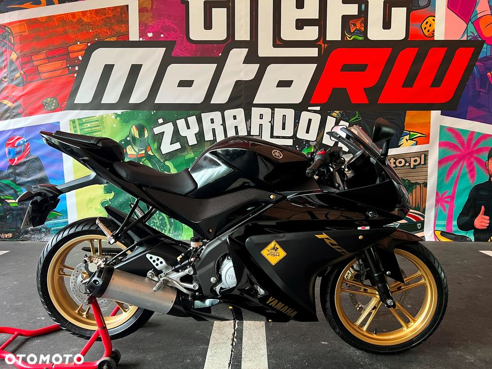 Yamaha YZF - 4