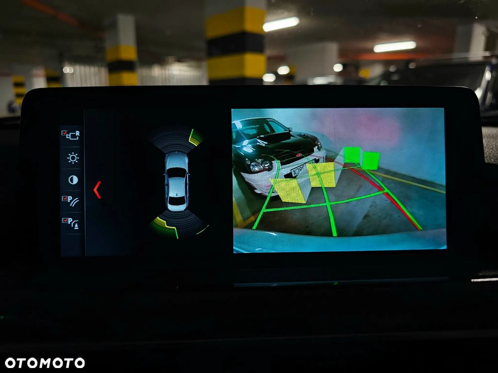 BMW Seria 3 320d xDrive M Sport Shadow - 28