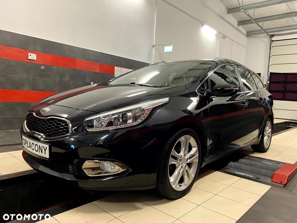 Kia Ceed 2012 photo 3
