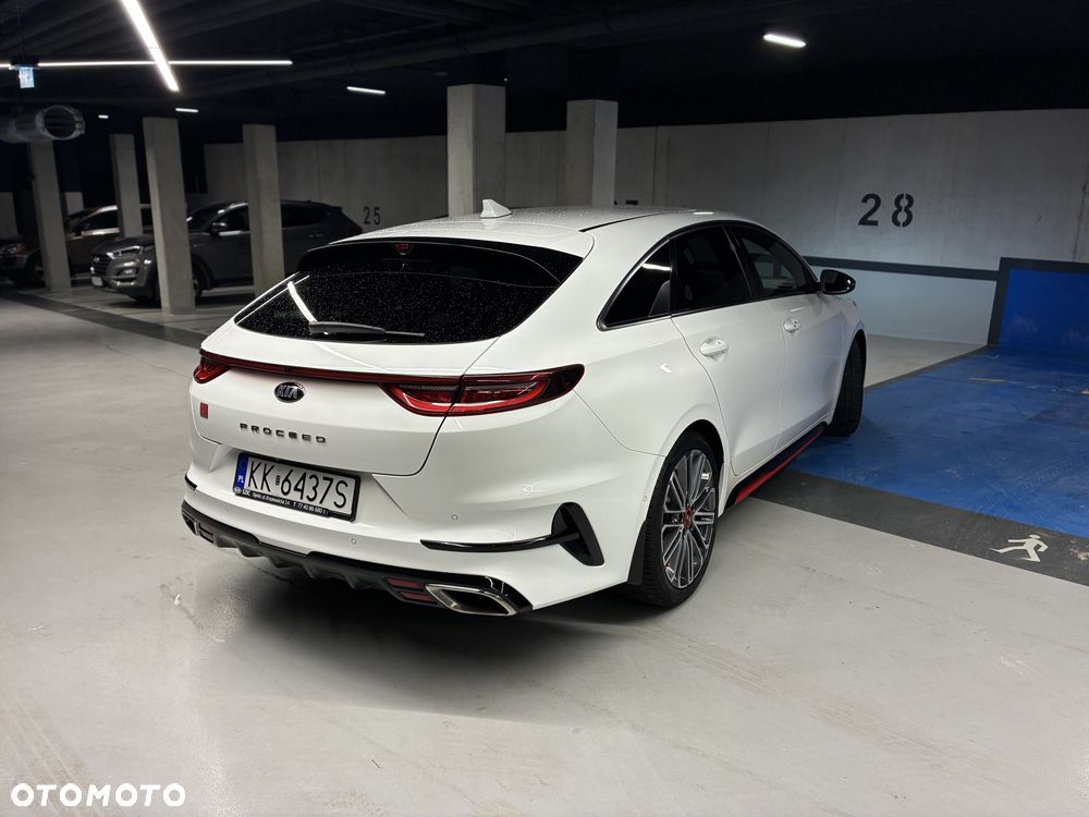 Kia ProCeed - 4