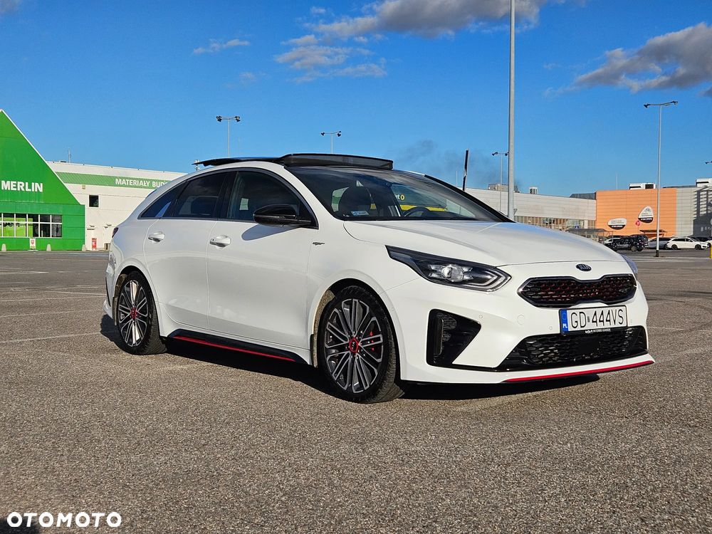 Kia ProCeed 1.6 T-GDI GT DCT - 12