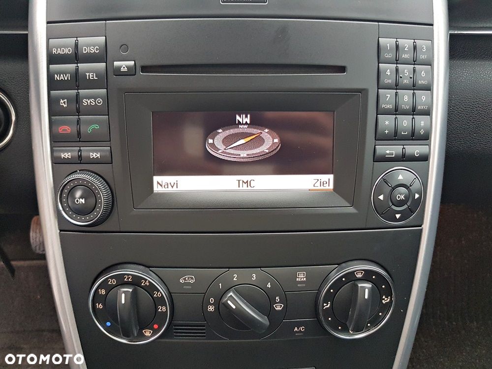 Mercedes-Benz Klasa B 180 BlueEFFICIENCY SPORT EDITION - 20