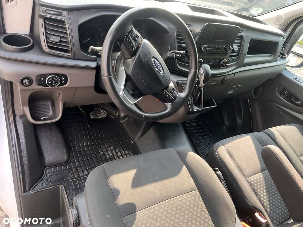 Ford Transit - 10