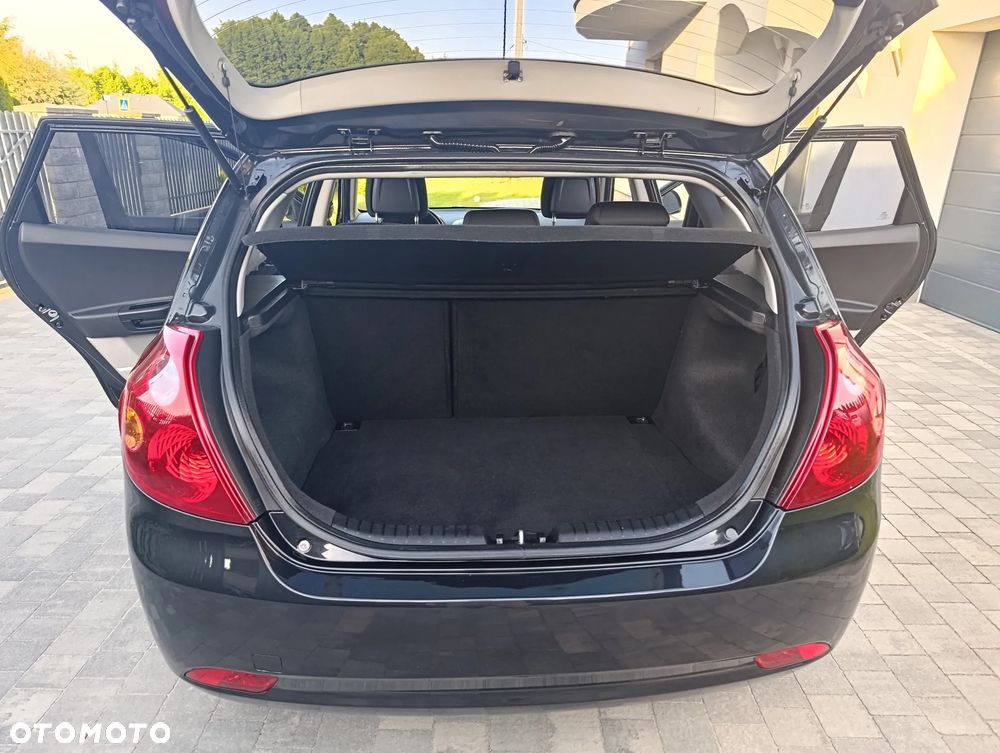 Kia Ceed 1.4 CVVT LX Basis - 12
