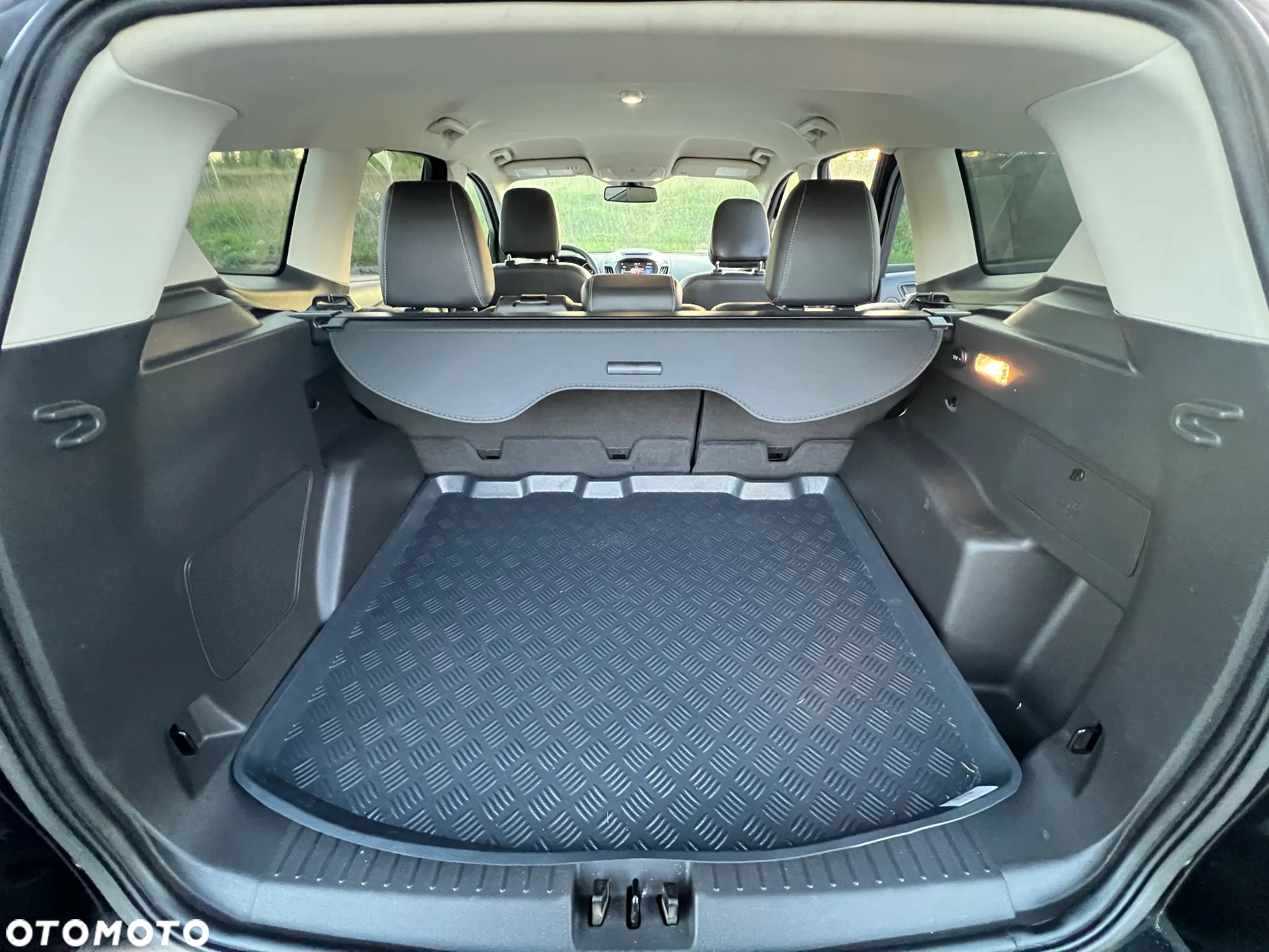 Ford Kuga - 19