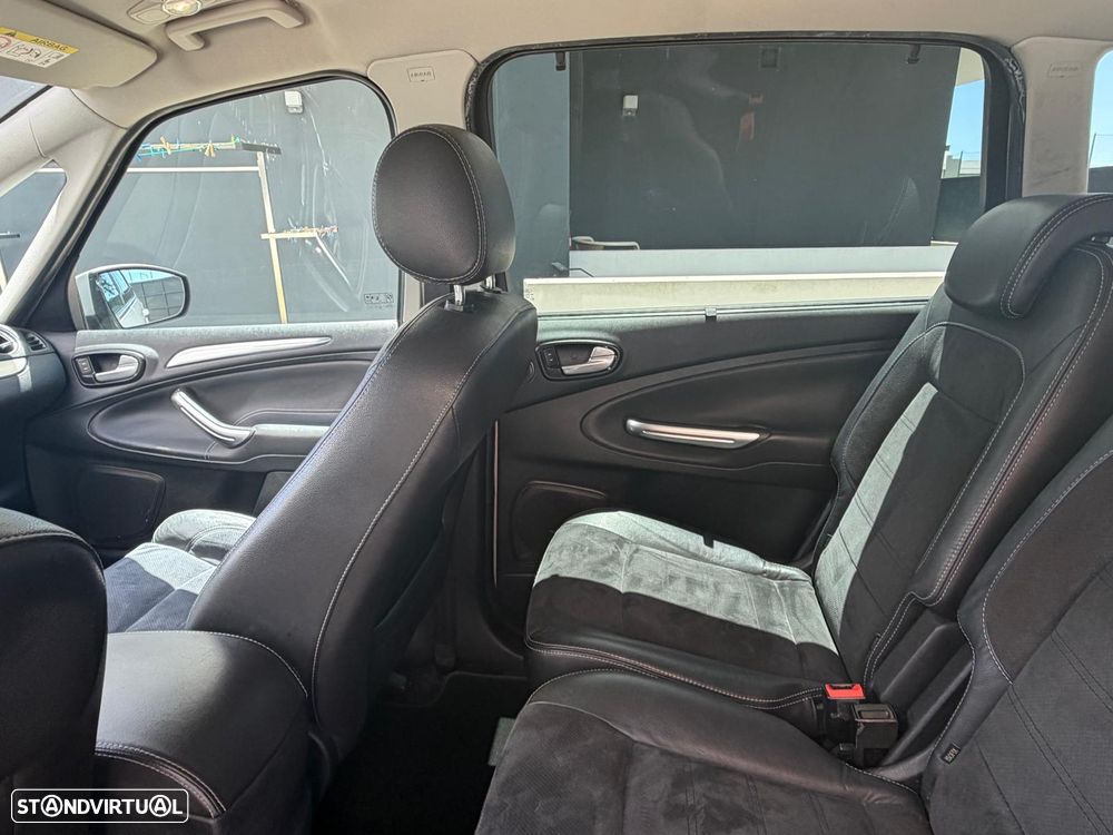 Ford S-Max 2.0 TDCi Titanium 7L 143g - 16