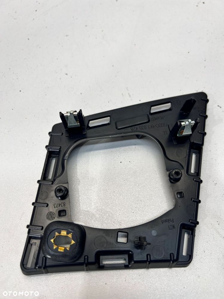 RAMKA MOCYJĄCA MASKOWNIC3 GŁOŚNIKA DESKI AUDI A6 C8 4K1035428 - 4