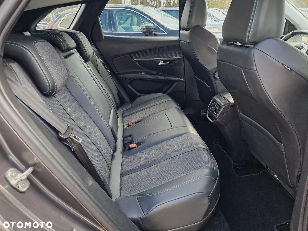 Peugeot 3008 225 e-EAT8 Allure Pack - 23