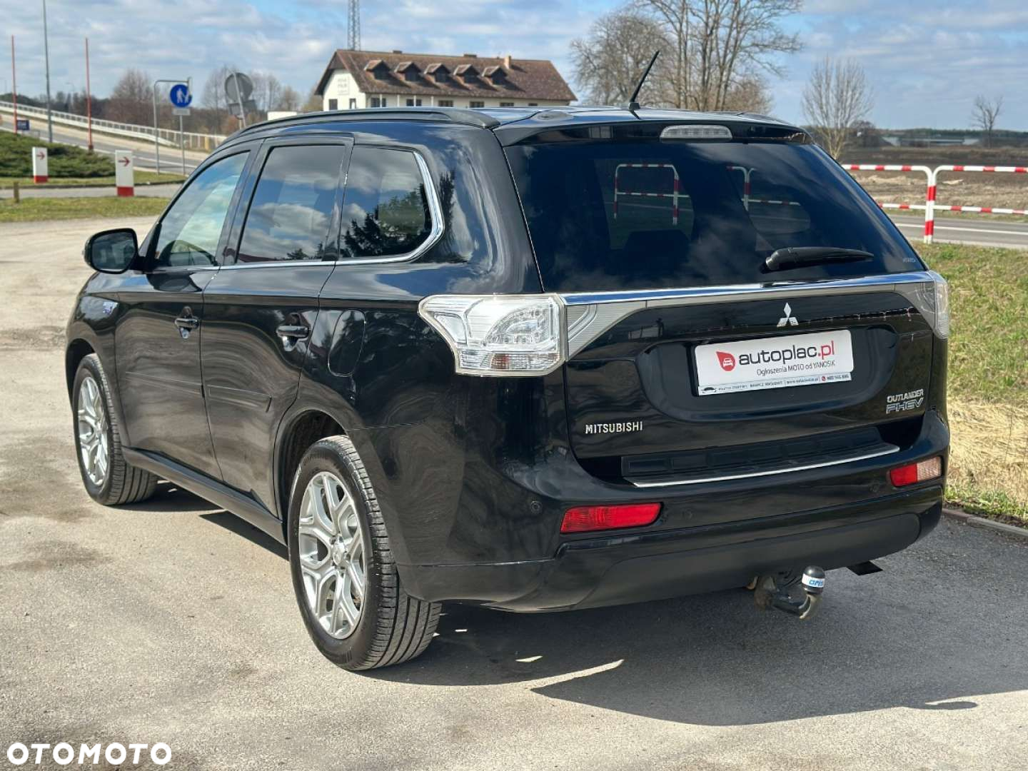Mitsubishi Outlander - 18