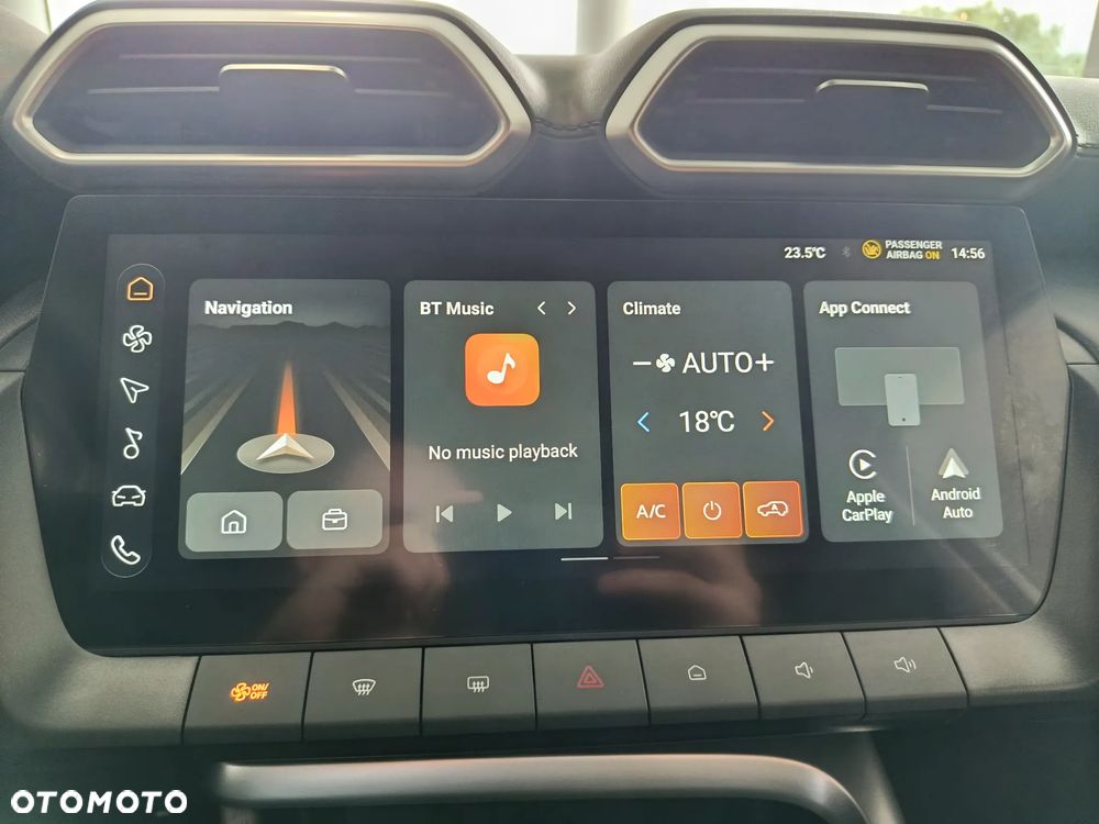 MG ZS Hybrid+ - 16