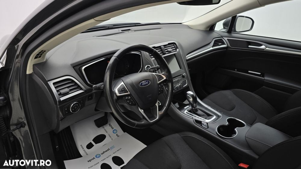 Ford Mondeo - 23