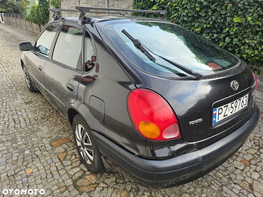 Toyota Corolla - 6