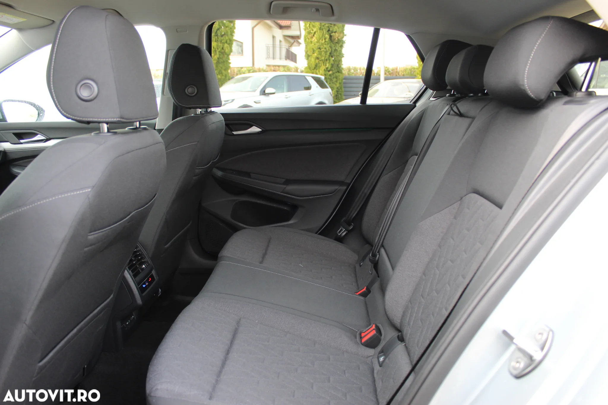 Volkswagen Golf 1.5 TSI eHybrid DSG PHEV Life - 9