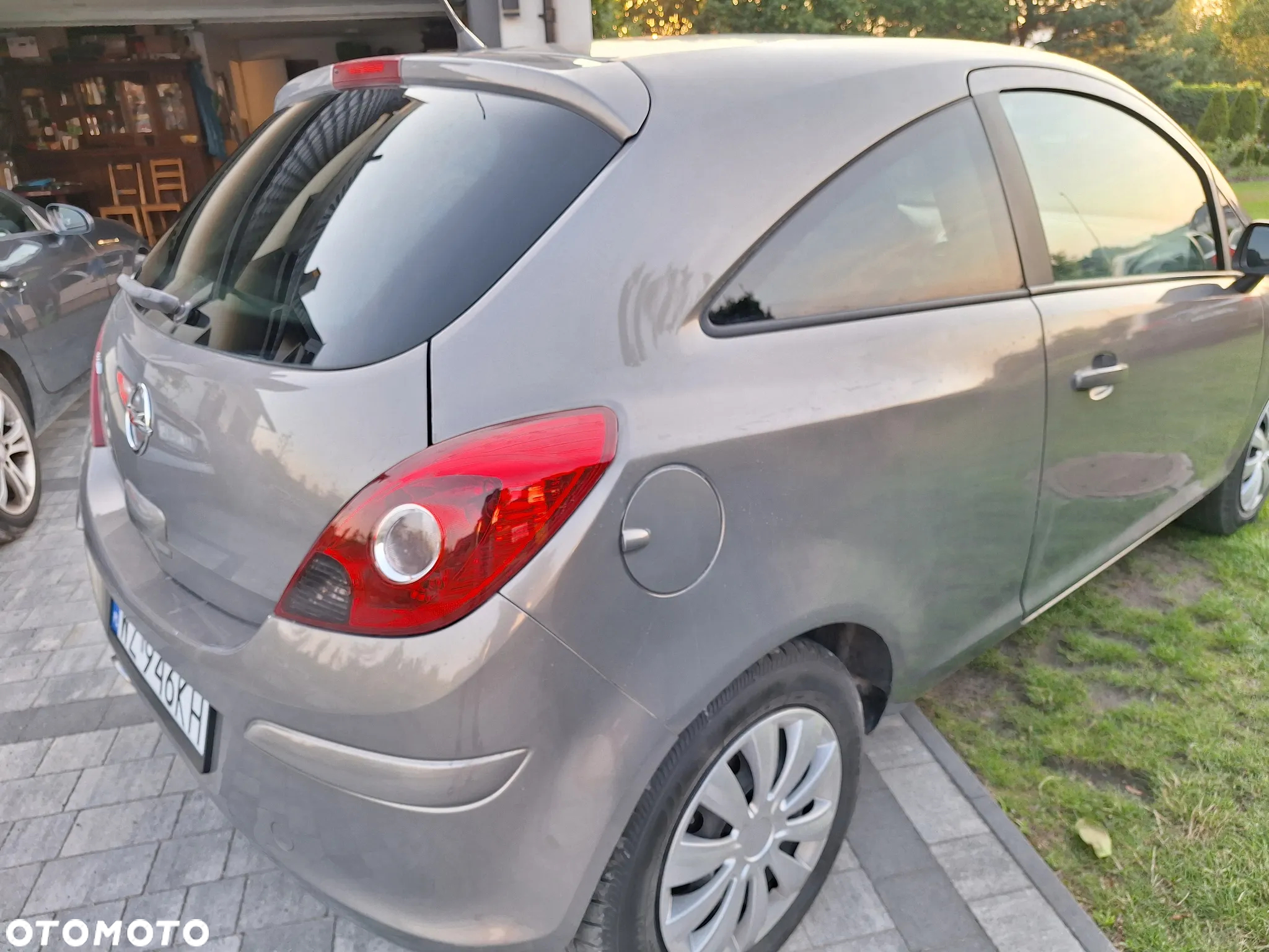 Opel Corsa 1.4 16V 150 Jahre - 8